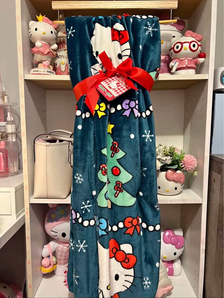 hello kitty christmas throw blanket