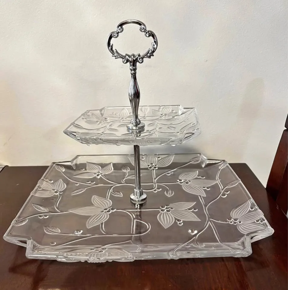 Tier Serving Plate 🥕