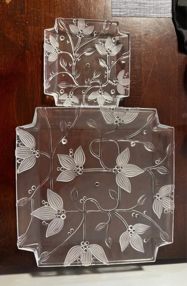 Tier Serving Plate 🥕 image indicator(3)