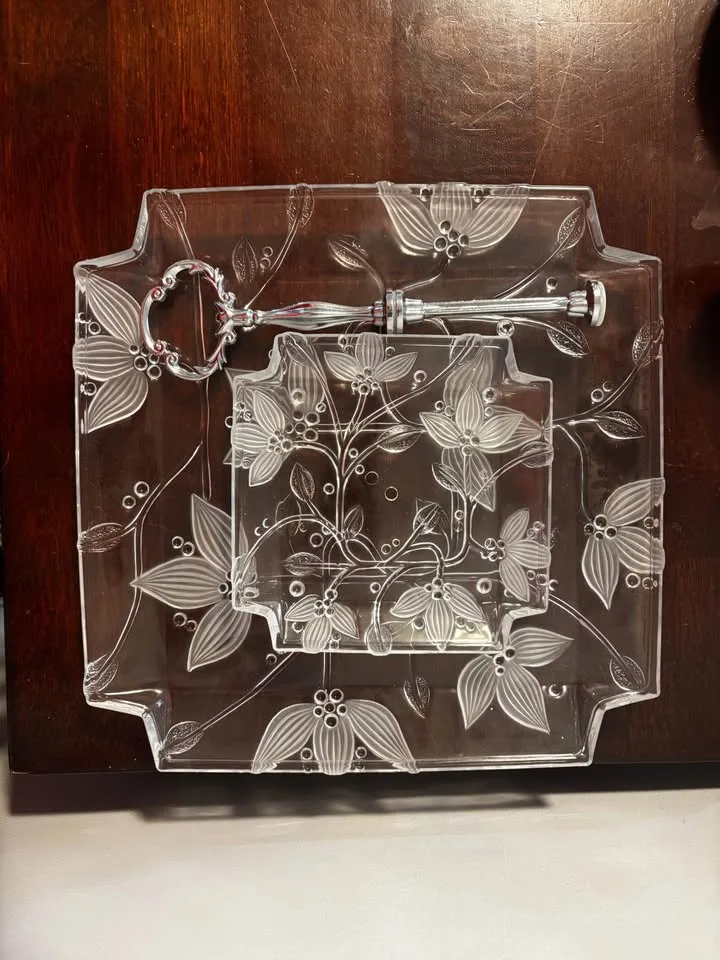 Tier Serving Plate 🥕 image indicator(4)