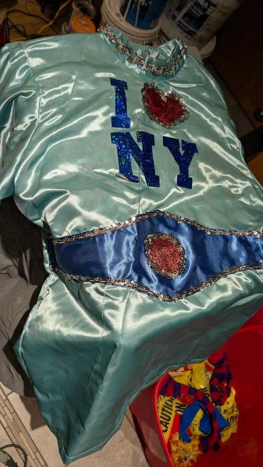 Halloween Costume - photo 2