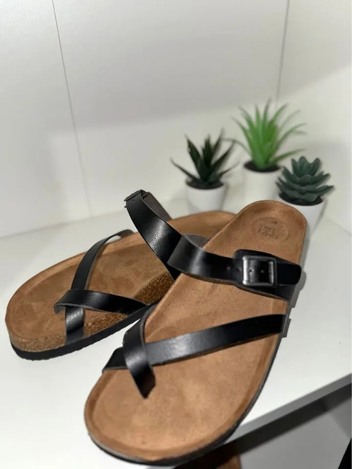 Women’s Sandals size 8.5