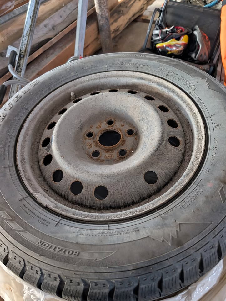 235/65R17 Winter Tires on Rims - Honda Odyssey