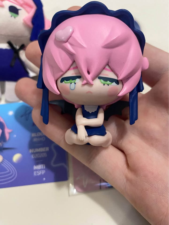 Mizi Alien Stage Figure & Plush - photo 3
