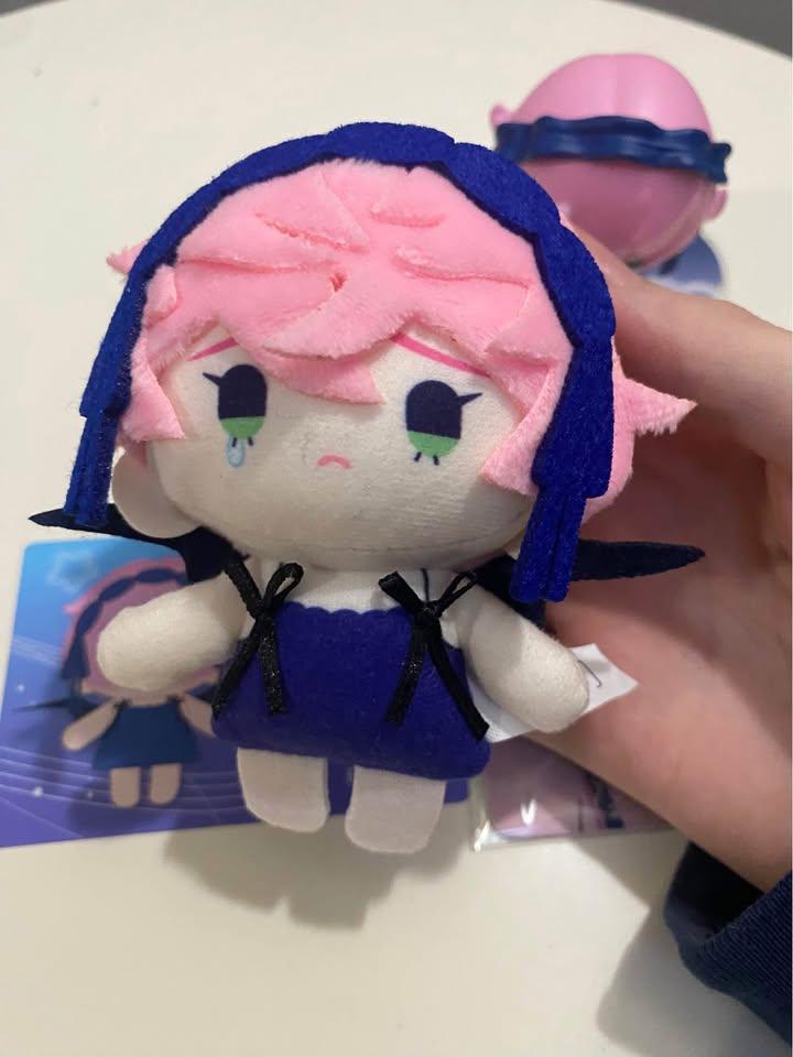 Mizi Alien Stage Figure & Plush - photo 4