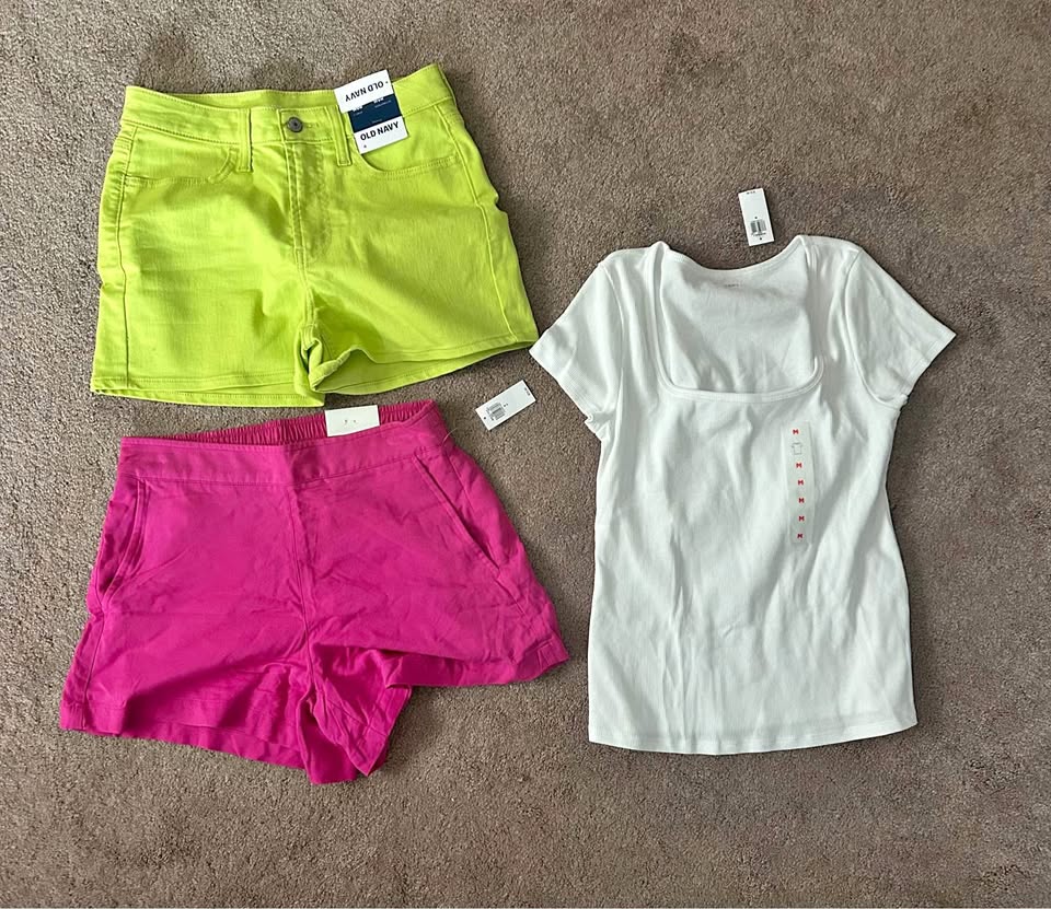 Women’s old navy clothes