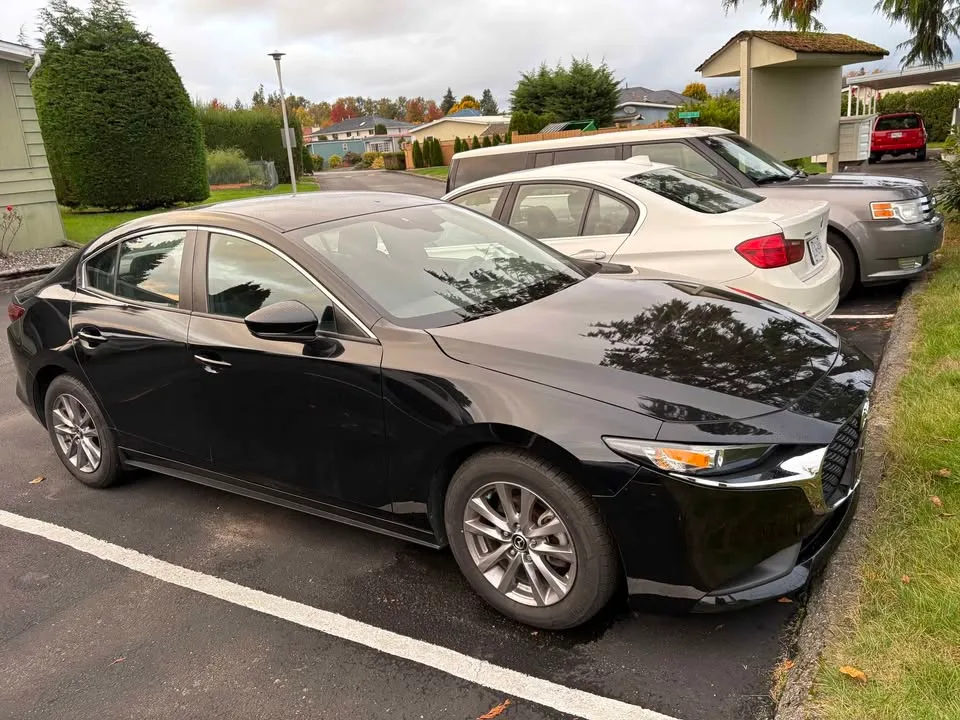 2019 Mazda Mazda3 · MAZDA3 image indicator(3)