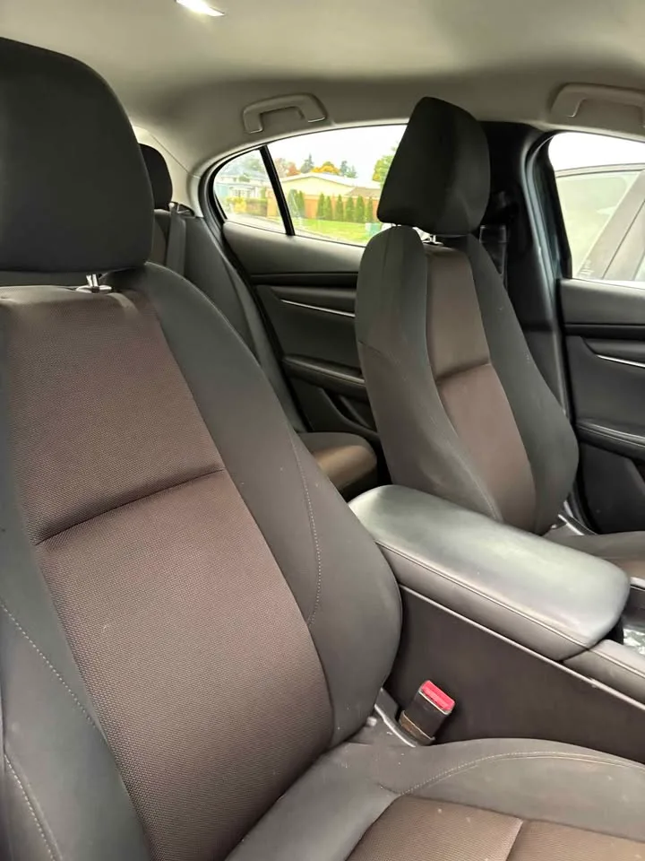 2019 Mazda Mazda3 · MAZDA3 image indicator(8)