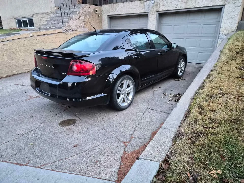 2011 Dodge Avenger SXT image indicator(4)