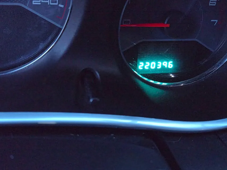 2011 Dodge Avenger SXT image indicator(6)