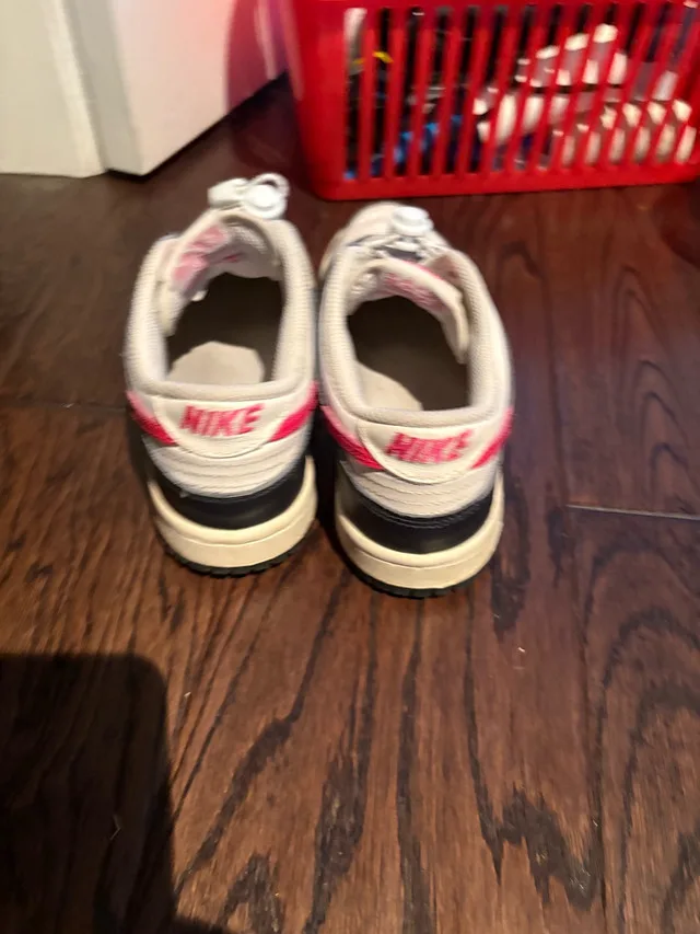 Nike Running Shoes image indicator(3)