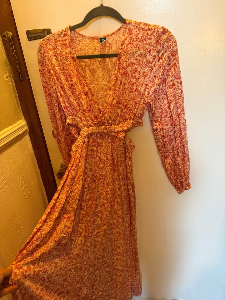 Old Navy Waist Defined Crepe Side Cutout Maxi Dress - photo 3