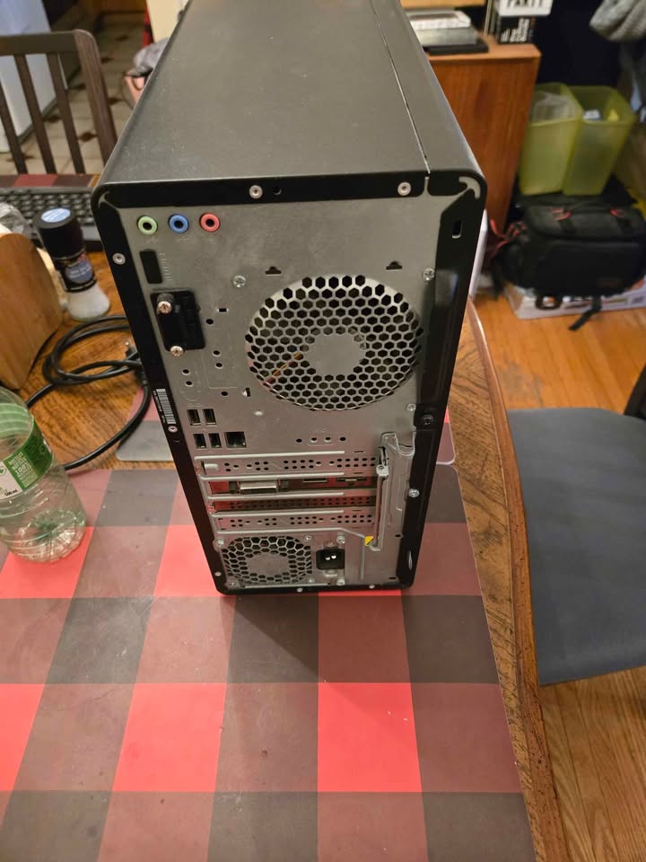HP Gaming PC - photo 2