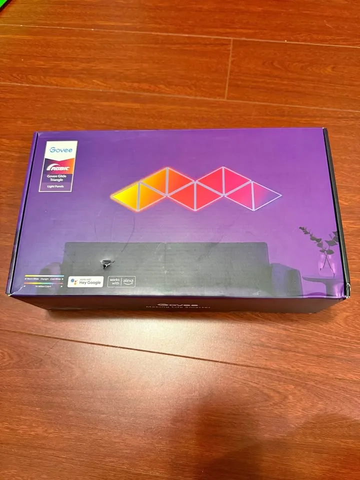 Govee triangle lights thumbnail