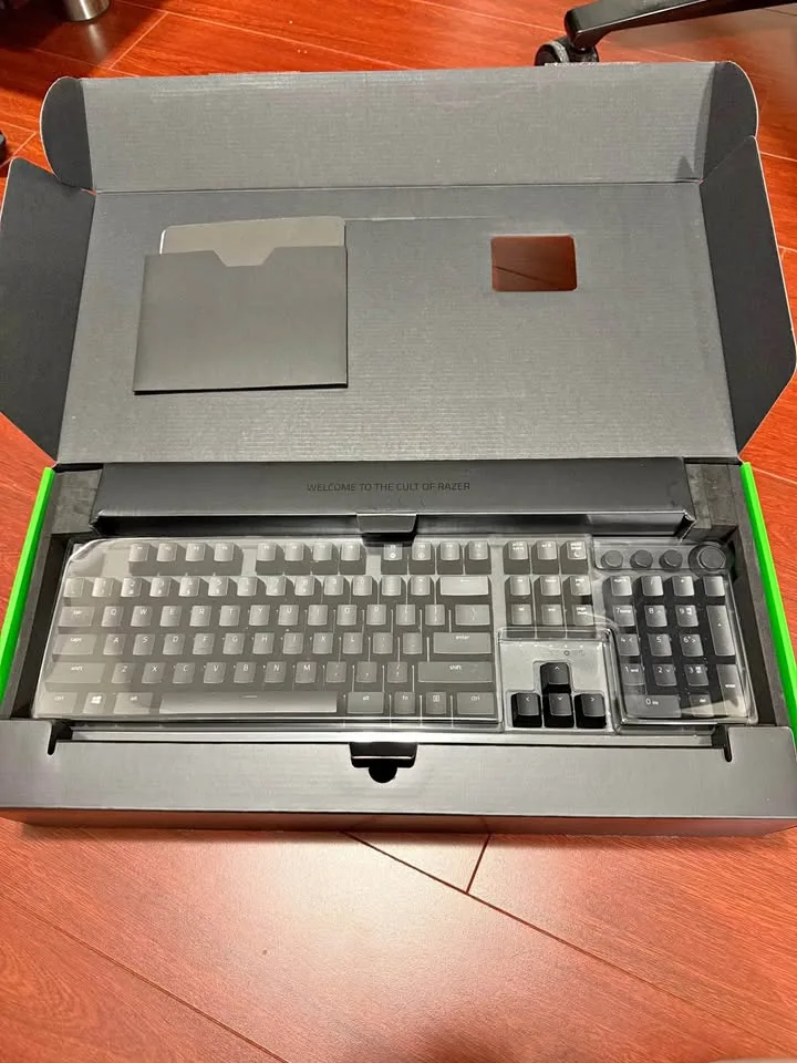 Razer Huntsman Elite gaming keyboard thumbnail