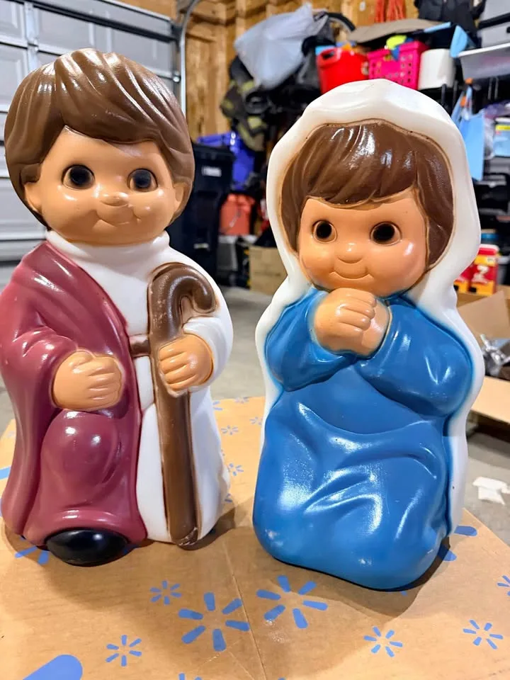 1990's General Foam Plastics Mary and Joseph blow molds