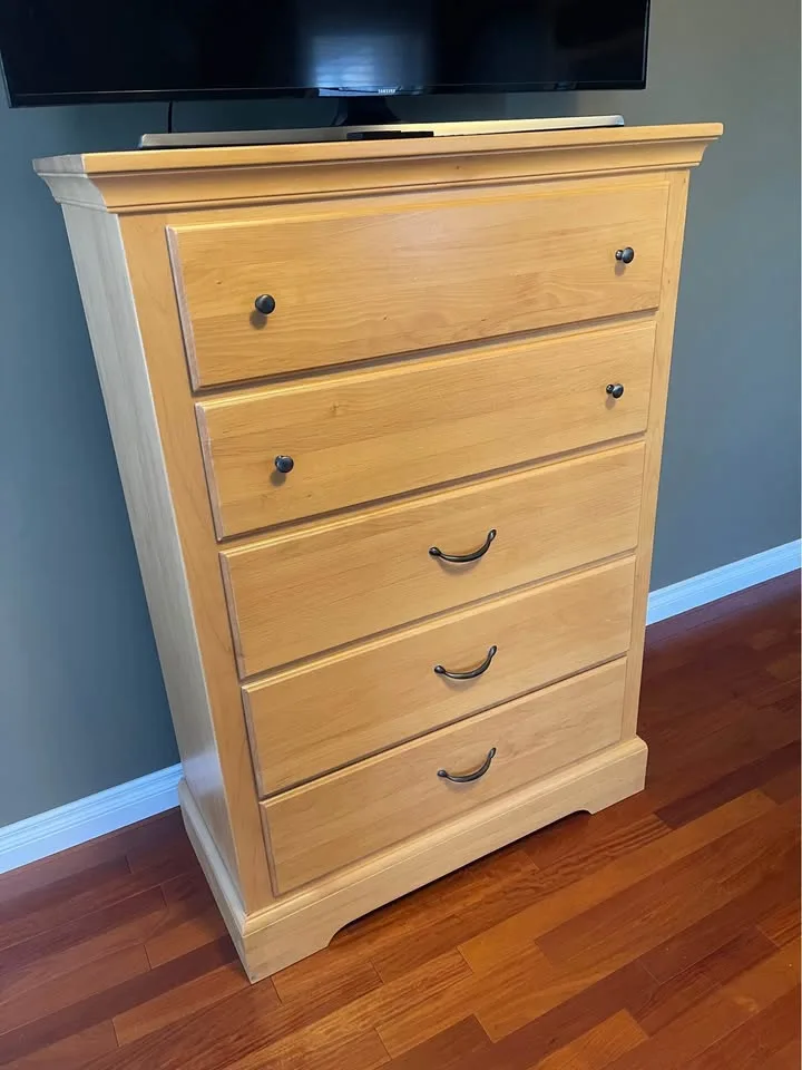 Bedroom Furniture image indicator(2)