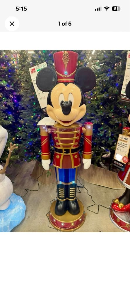 5 Ft LED Holiday Minnie Mouse Nutcracker – Home Depot 2025 - photo 5