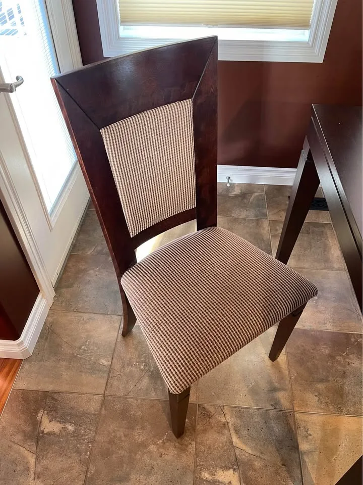 Cottswood Dining Table + 6 Chairs image indicator(2)