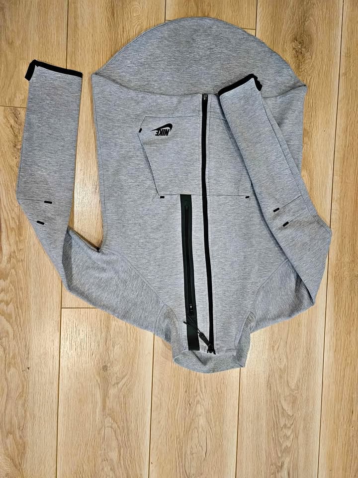 NIKE tech fleece Moto cape sweater size small womens