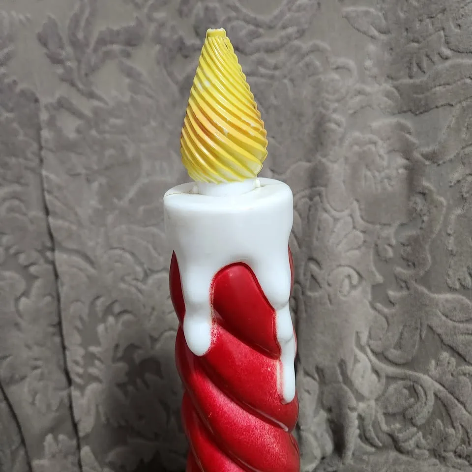 Vintage MCM Christmas Candle - Works image indicator(3)