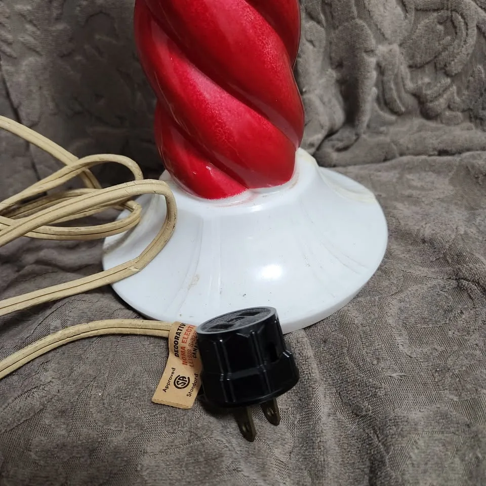 Vintage MCM Christmas Candle - Works image indicator(4)