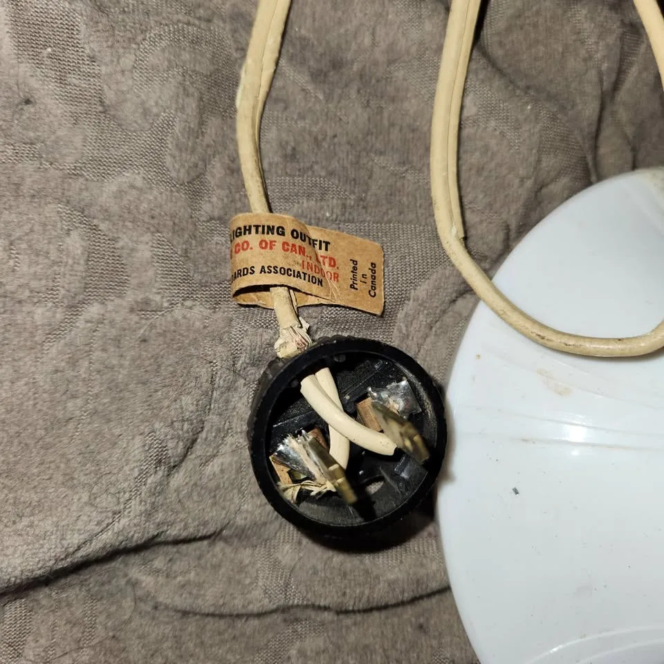 Vintage MCM Christmas Candle - Works image indicator(5)