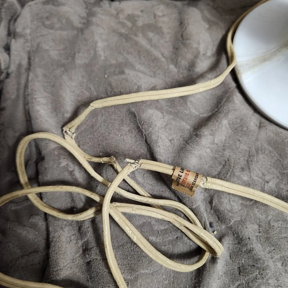 Vintage MCM Christmas Candle - Works image indicator(7)