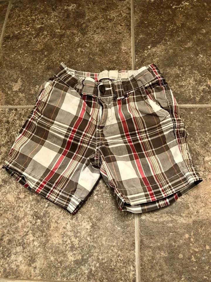 Boys Shorts (Old Navy) - Size 18-24 Months thumbnail