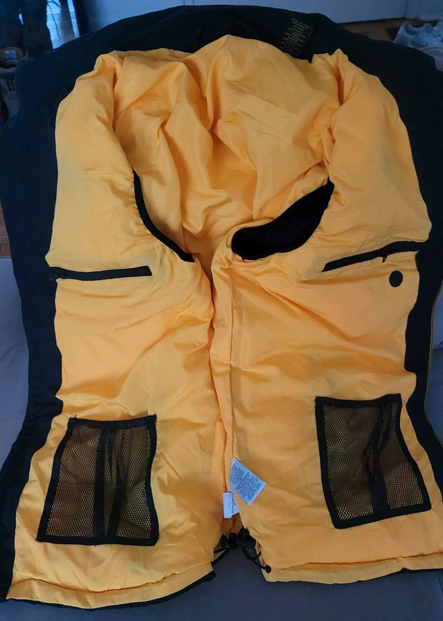 XL PUFFER VEST. BLACK AND YELLOW - photo 4
