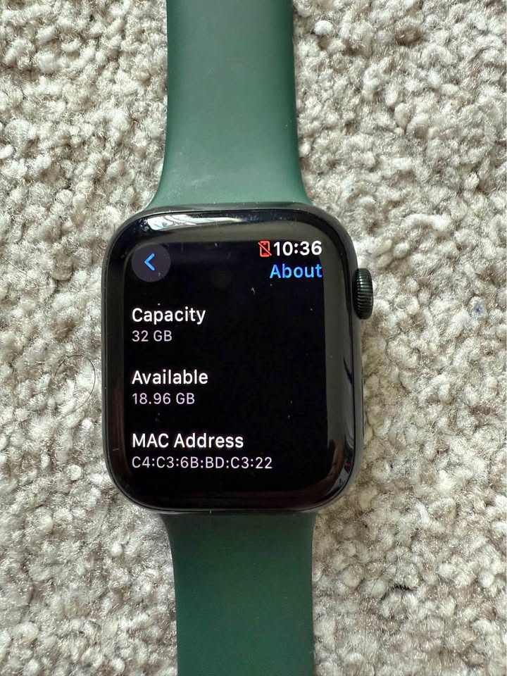 Apple Watches Series 7 45 mm GPS, Green aluminium
