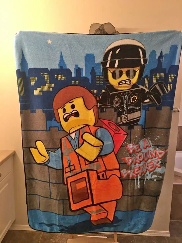 The Lego Movie Plush Blanket - 3 1/2' x 5' thumbnail