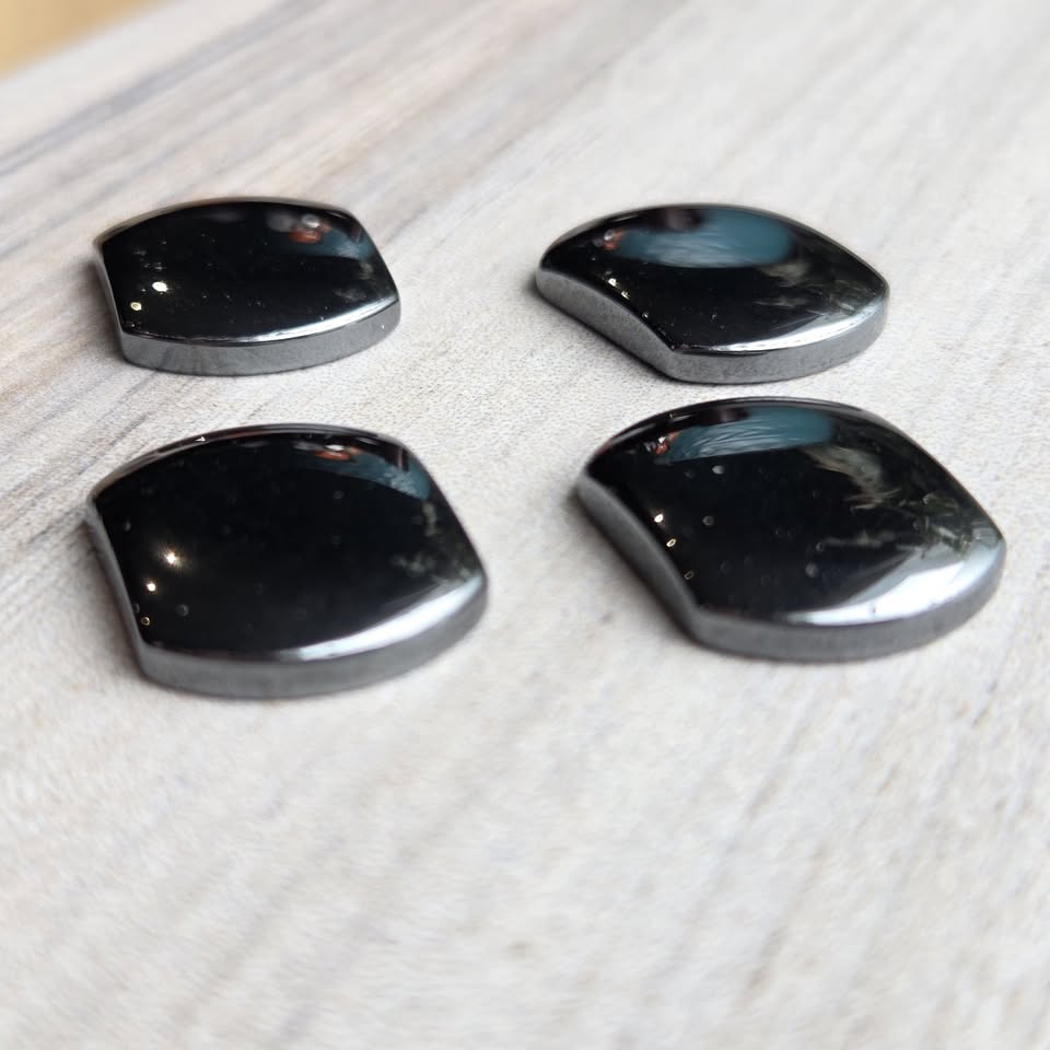 Natural hematite loafs - photo 2