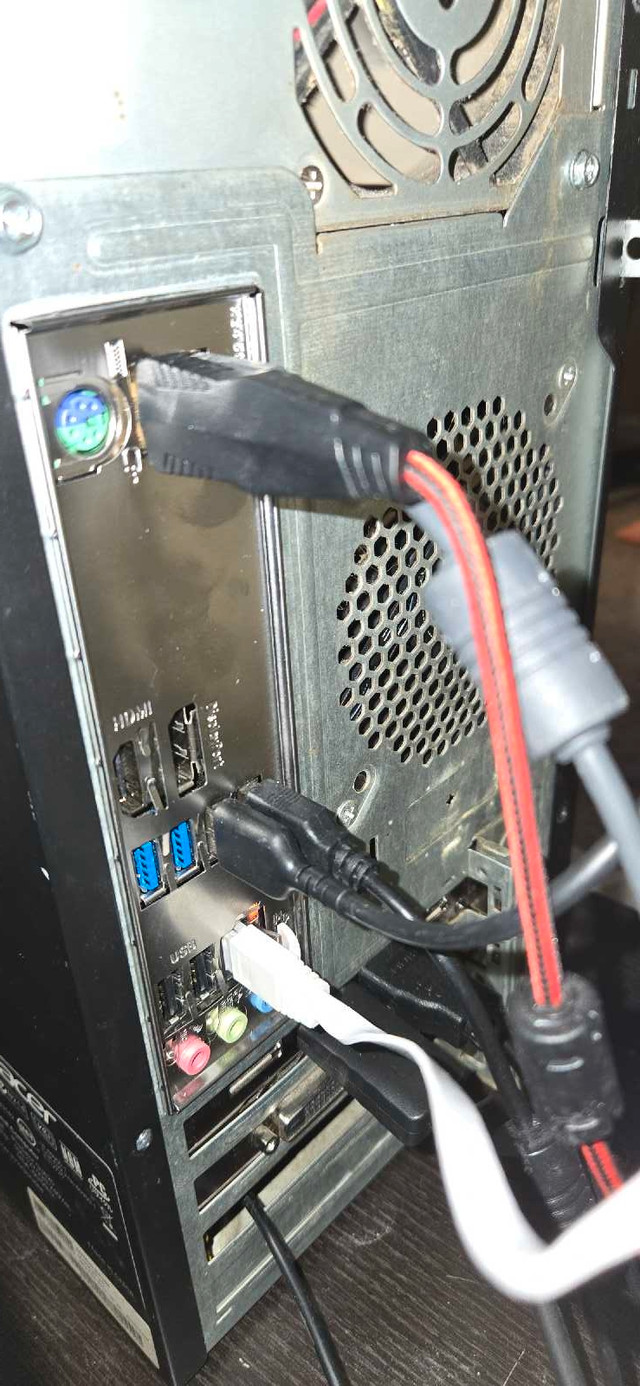 1080p gaming and streaming bundle PICK UP ONLY - photo 3