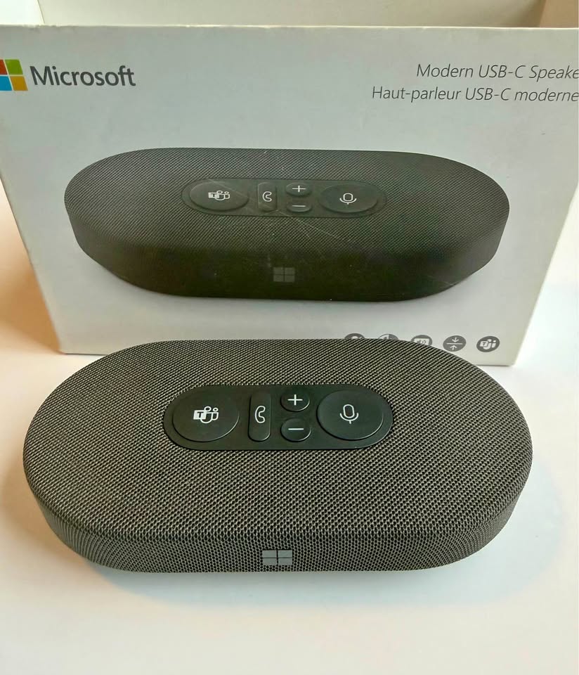 Microsoft Modern USB-C Speaker and Conference Call