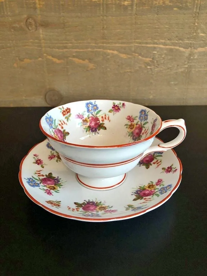 Vintage Grosvenor China Tea Cup & Plate thumbnail