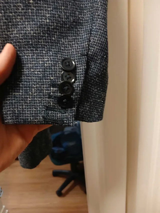 Size 42 Short Massimo Dutti Blazer image indicator(2)