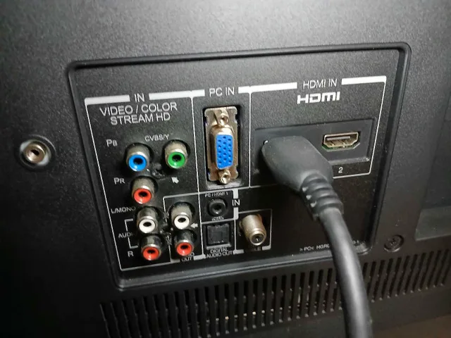 24" 1080p Toshiba HDTV - 24L4200U image indicator(3)