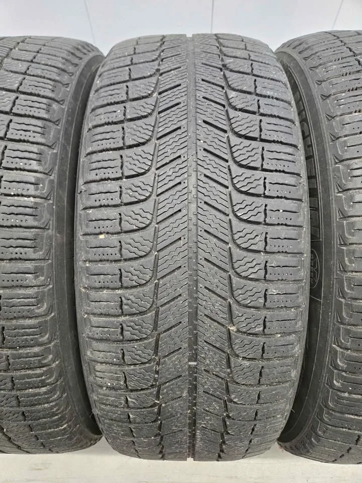 Michelin X-Ice Winter Tires- 225/55R17 image indicator(4)
