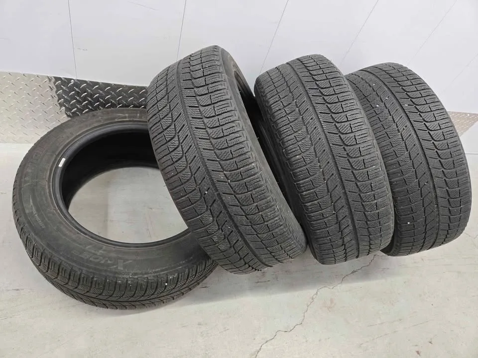 Michelin X-Ice Winter Tires- 225/55R17 image indicator(7)