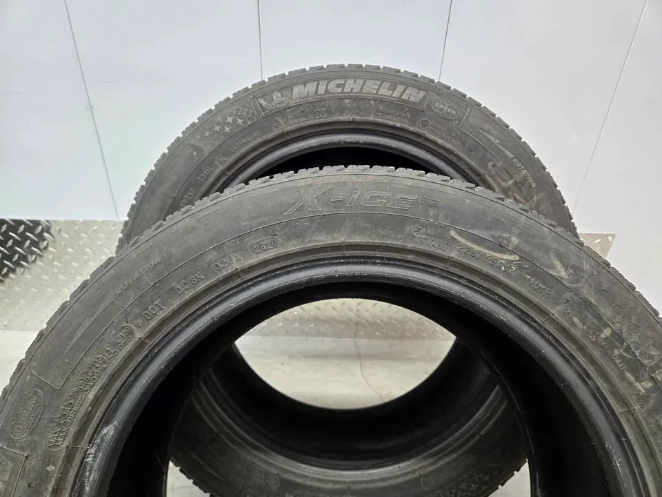 Michelin X-Ice Winter Tires- 225/55R17 image indicator(8)