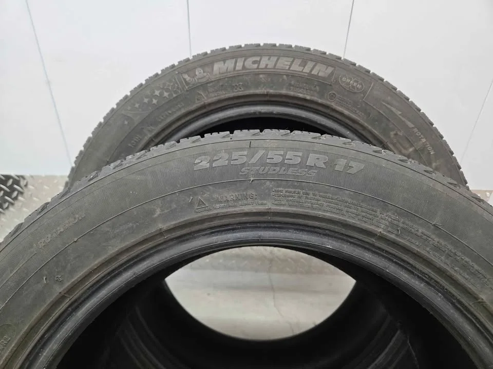Michelin X-Ice Winter Tires- 225/55R17 image indicator(9)