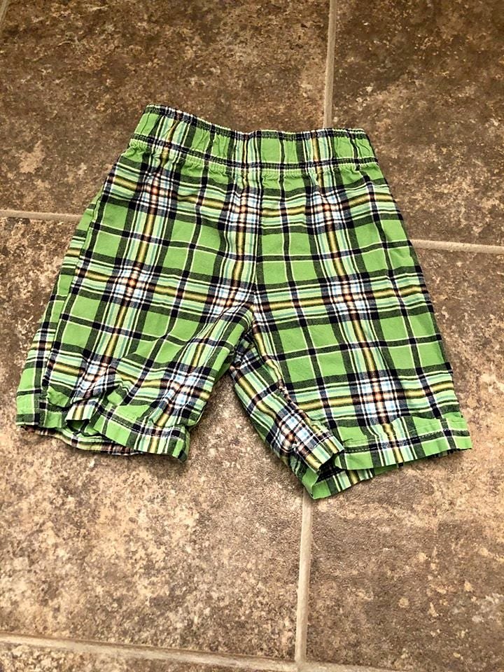 Boys Plaid Shorts (Carter's) - Size 2T
