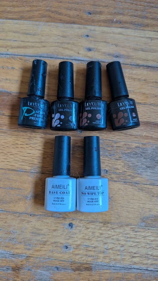 UV lamp for gel nails - photo 3