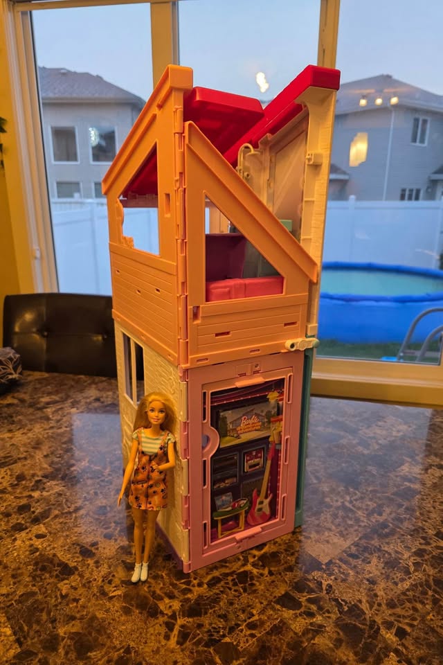 Barbie house - photo 2