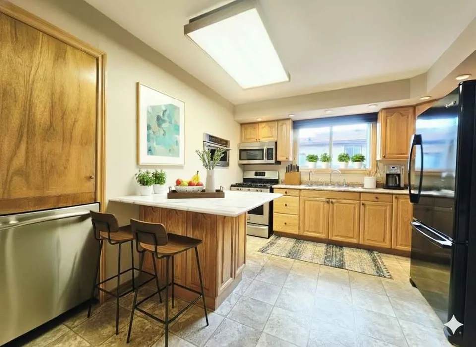 3 Beds 1 Bath - House image indicator(3)