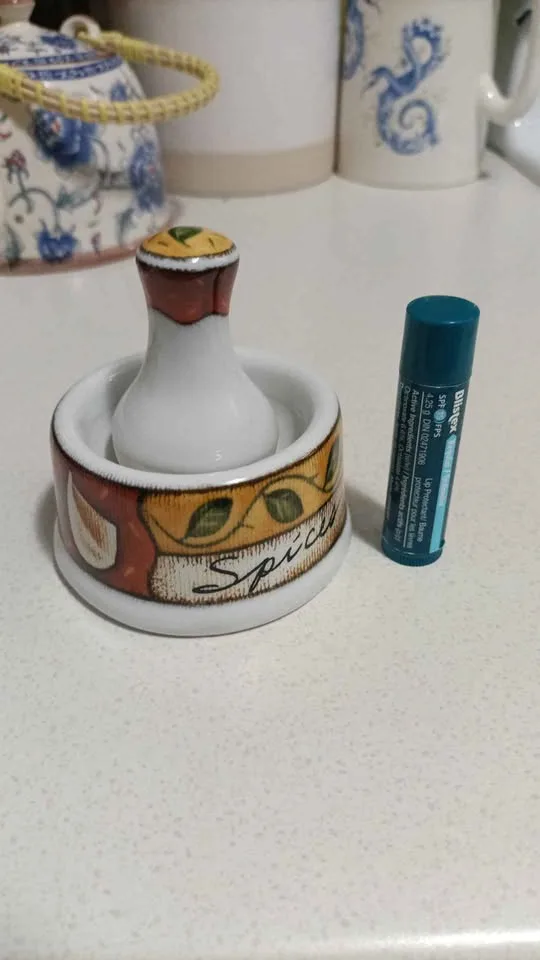 ‼️NEED GONE ASAP‼️Mortar & Pestle - $4 image indicator(2)