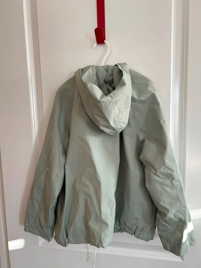 Boys Zara spring/rain jacket image indicator(3)
