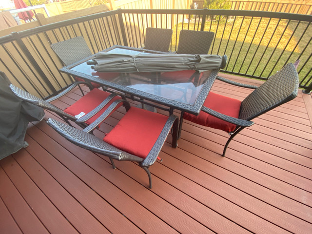 6 Chairs + Table + Umbrella Set