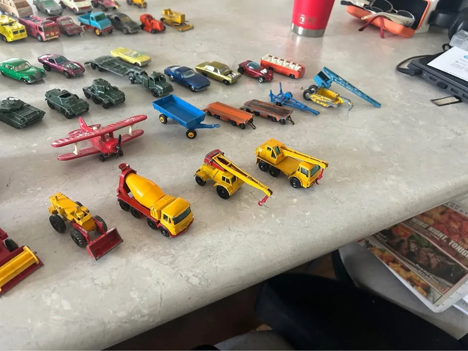 Vintage Matchbox Lot: 100+ ’60s-’70s Diecast Trucks & Cars 1250$ image indicator(3)